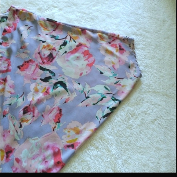 Eight Sixty Open Front Floral💐 Kimono👘 - Picture 3 of 7